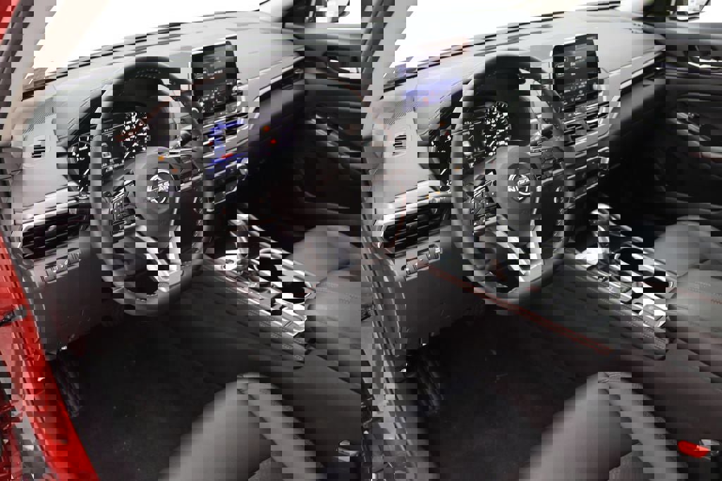 Used 2025 Nissan Altima 2.5 SR image 14