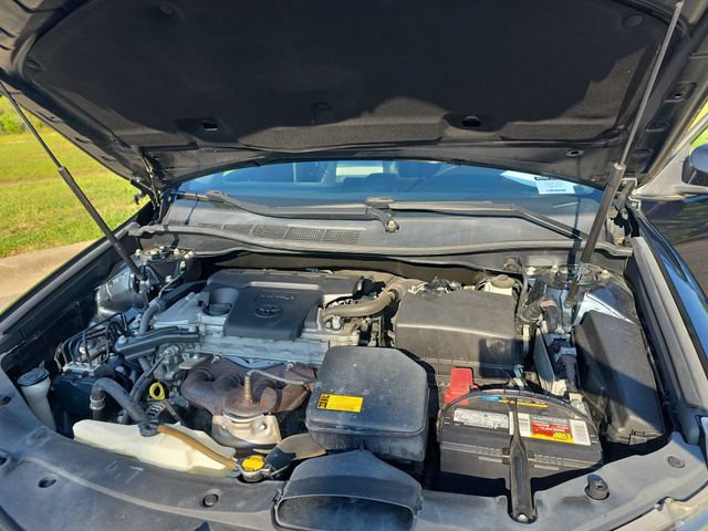 Used 2013 Toyota Camry SE FWD image 28