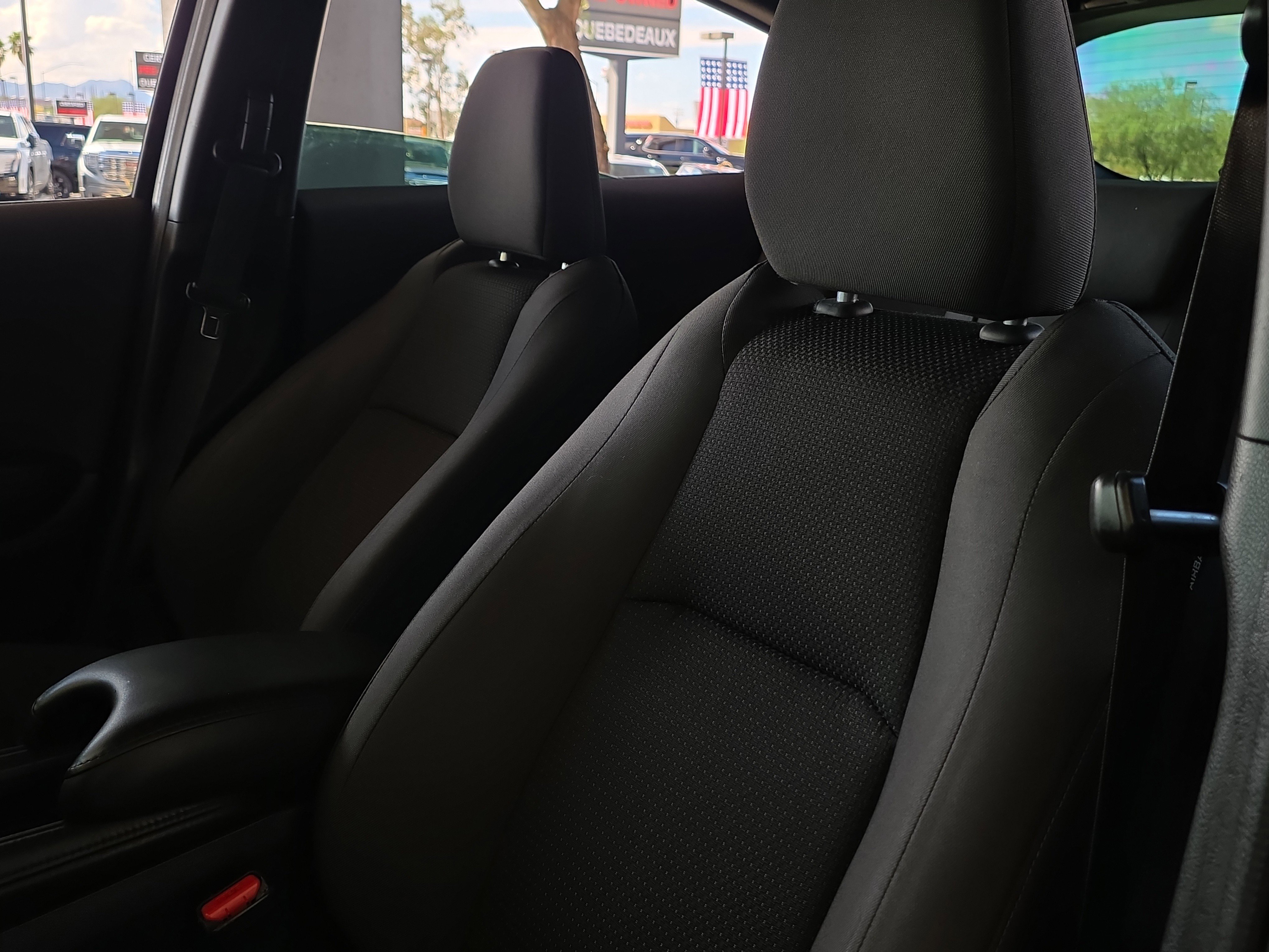 Used 2020 Honda HR-V Sport image 8