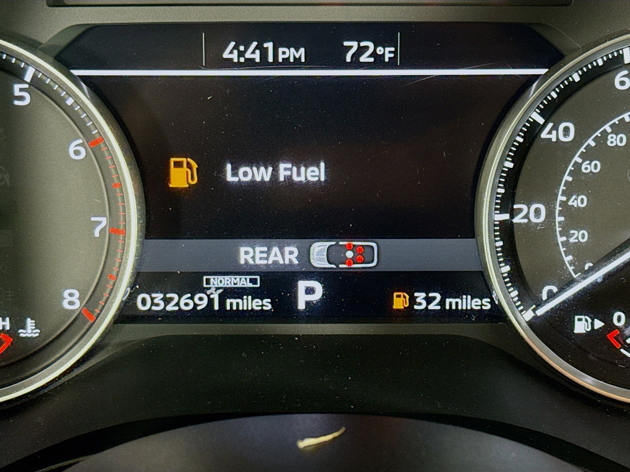 Used 2024 Mitsubishi Outlander ES image 16