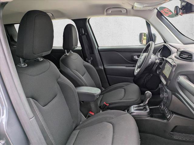 Used 2023 Jeep Renegade Altitude AWD/4WD image 18