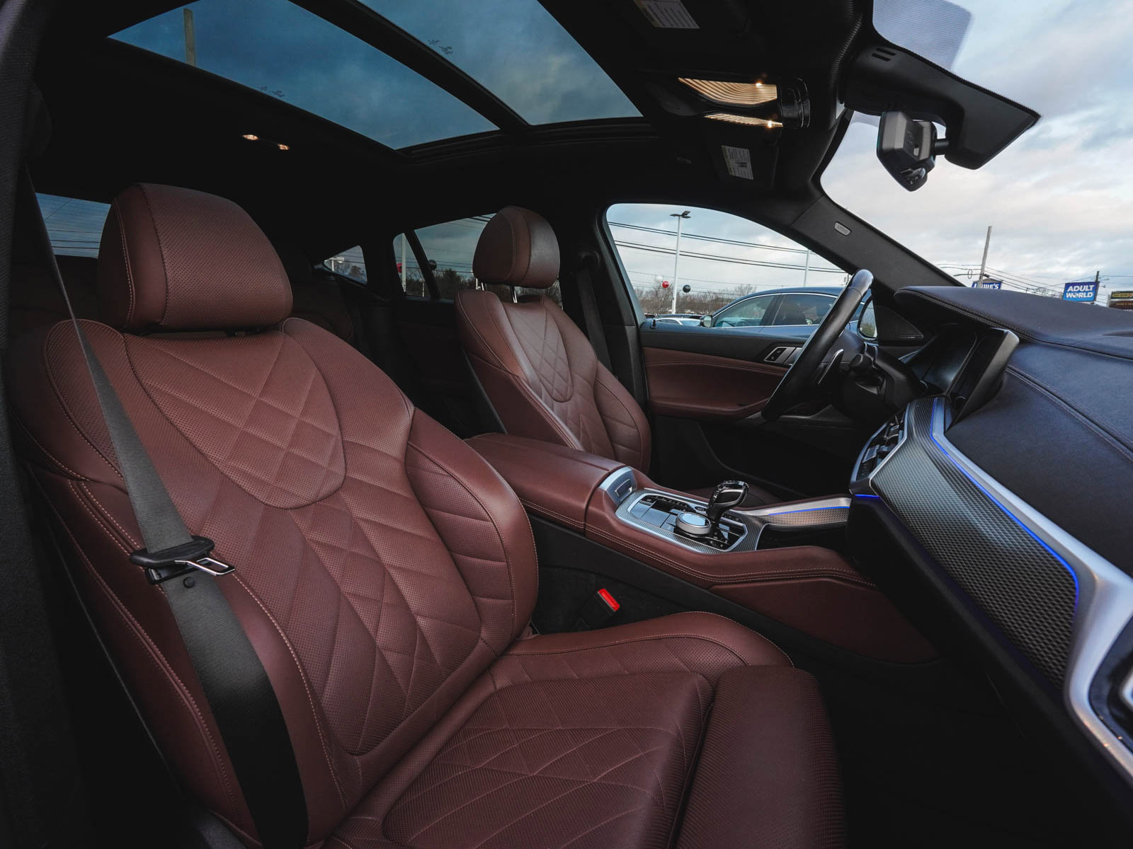 Used 2023 BMW X6 xDrive40i w/ M Sport Package image 40