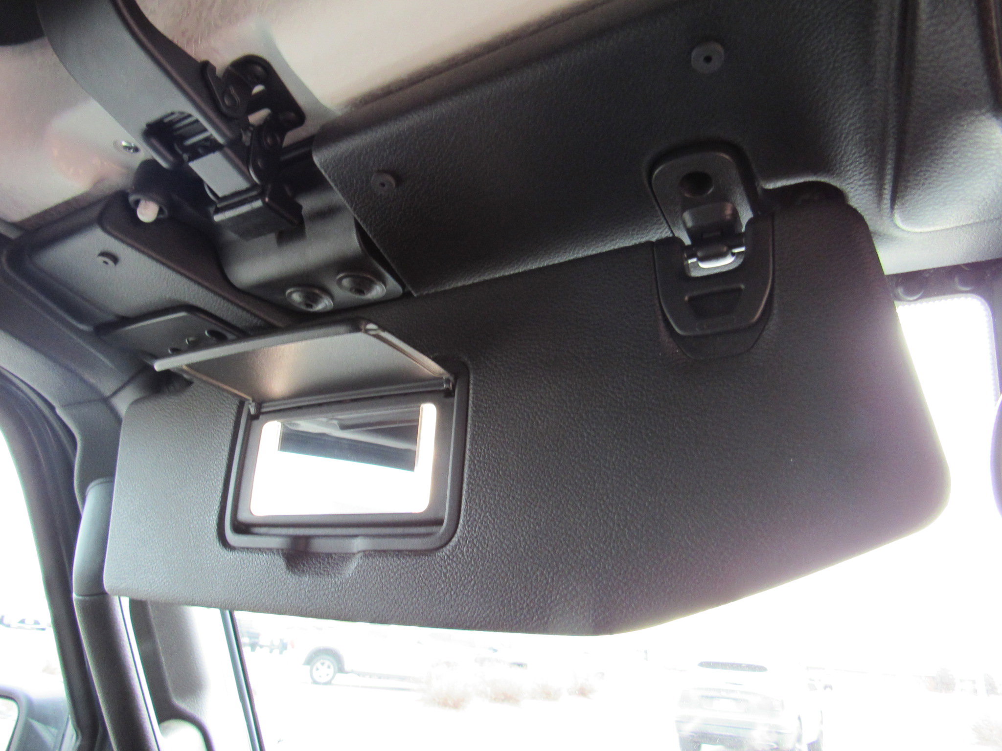 Used 2024 Jeep Wrangler Sahara w/ Safety Group image 33