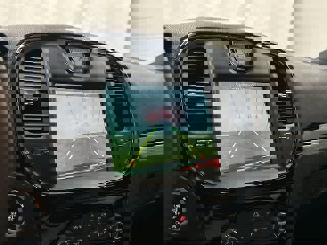 Used 2018 Chrysler 300 S w/ 300S Premium Group image 23