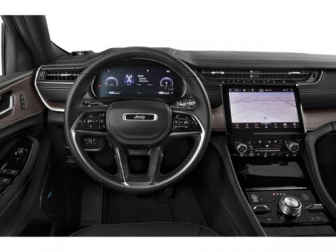 Used 2021 Jeep Grand Cherokee L Overland w/ Advanced Protech Group III AWD/4WD image 10