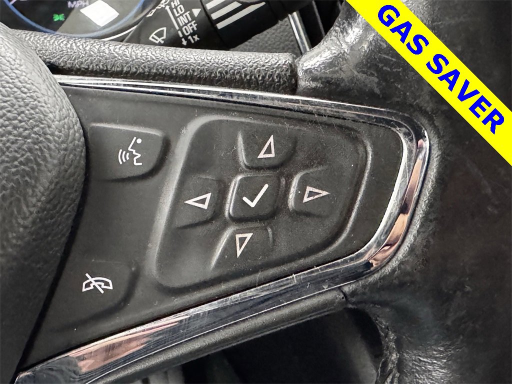 Used 2018 Chevrolet Cruze Premier image 20