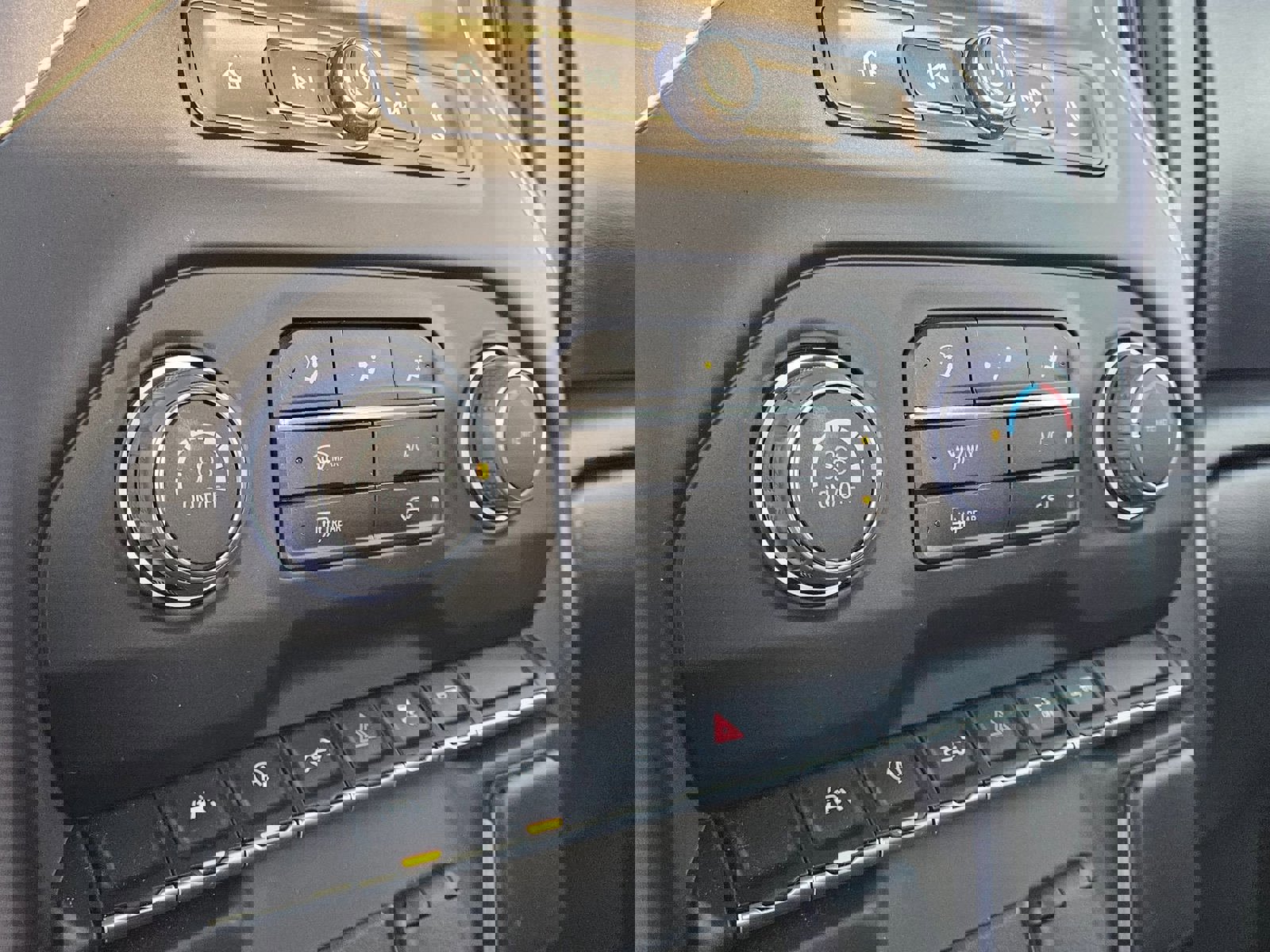 Used 2022 Chevrolet Silverado 1500 Custom RWD image 16