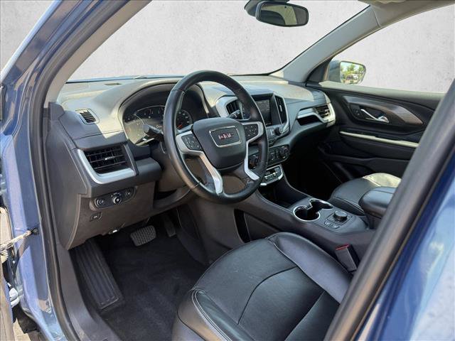 Used 2024 GMC Terrain SLT AWD/4WD image 10