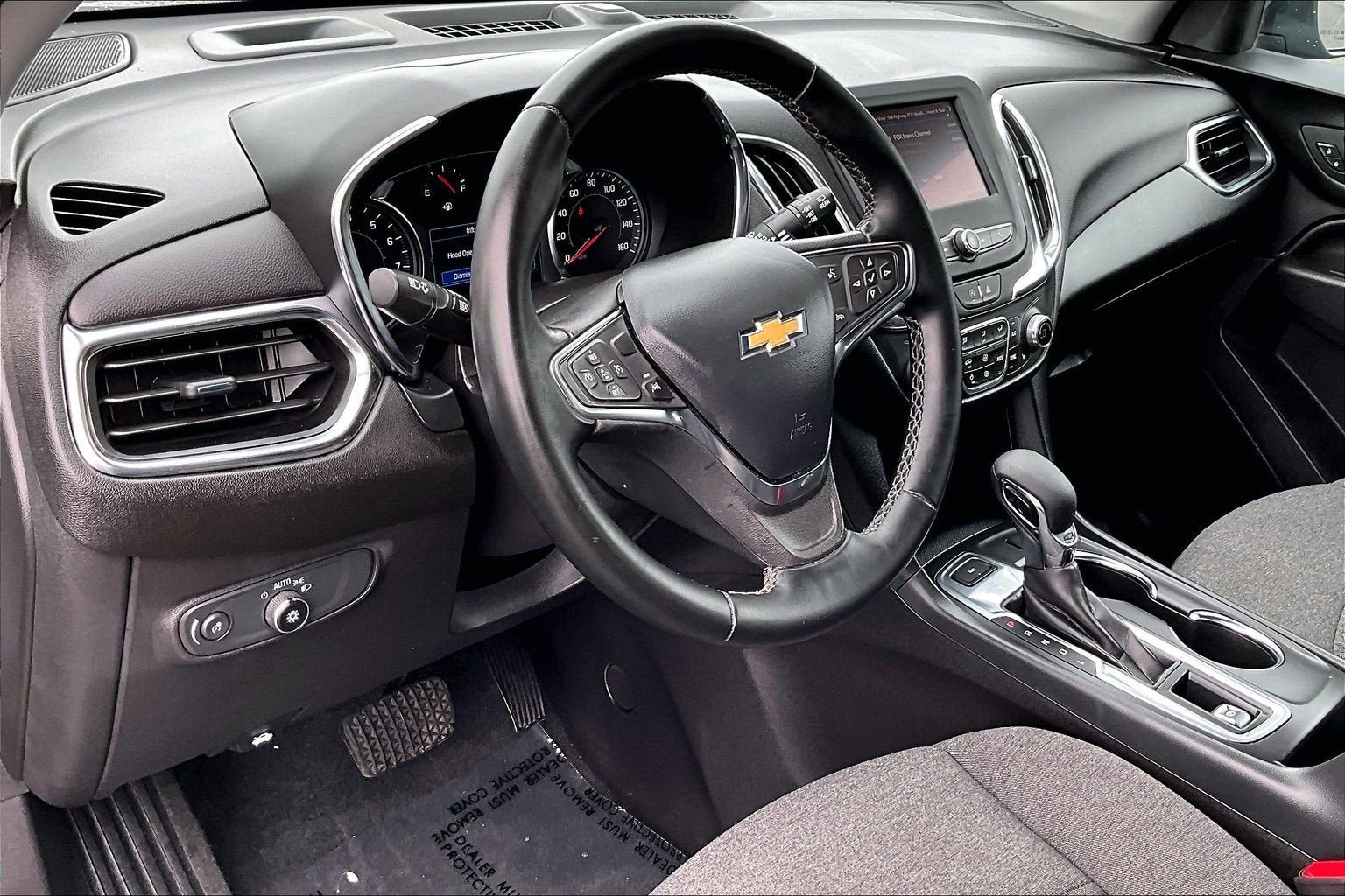 Used 2024 Chevrolet Equinox LT AWD/4WD image 13