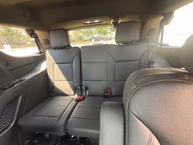 New 2026 Chevrolet Tahoe High Country w/ Sun And Tow Package AWD/4WD image 26