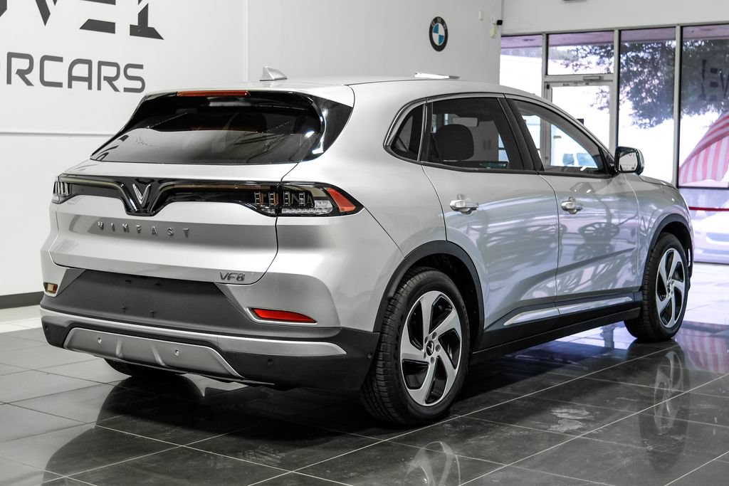 Used 2023 VinFast VF 8 Eco AWD/4WD image 10