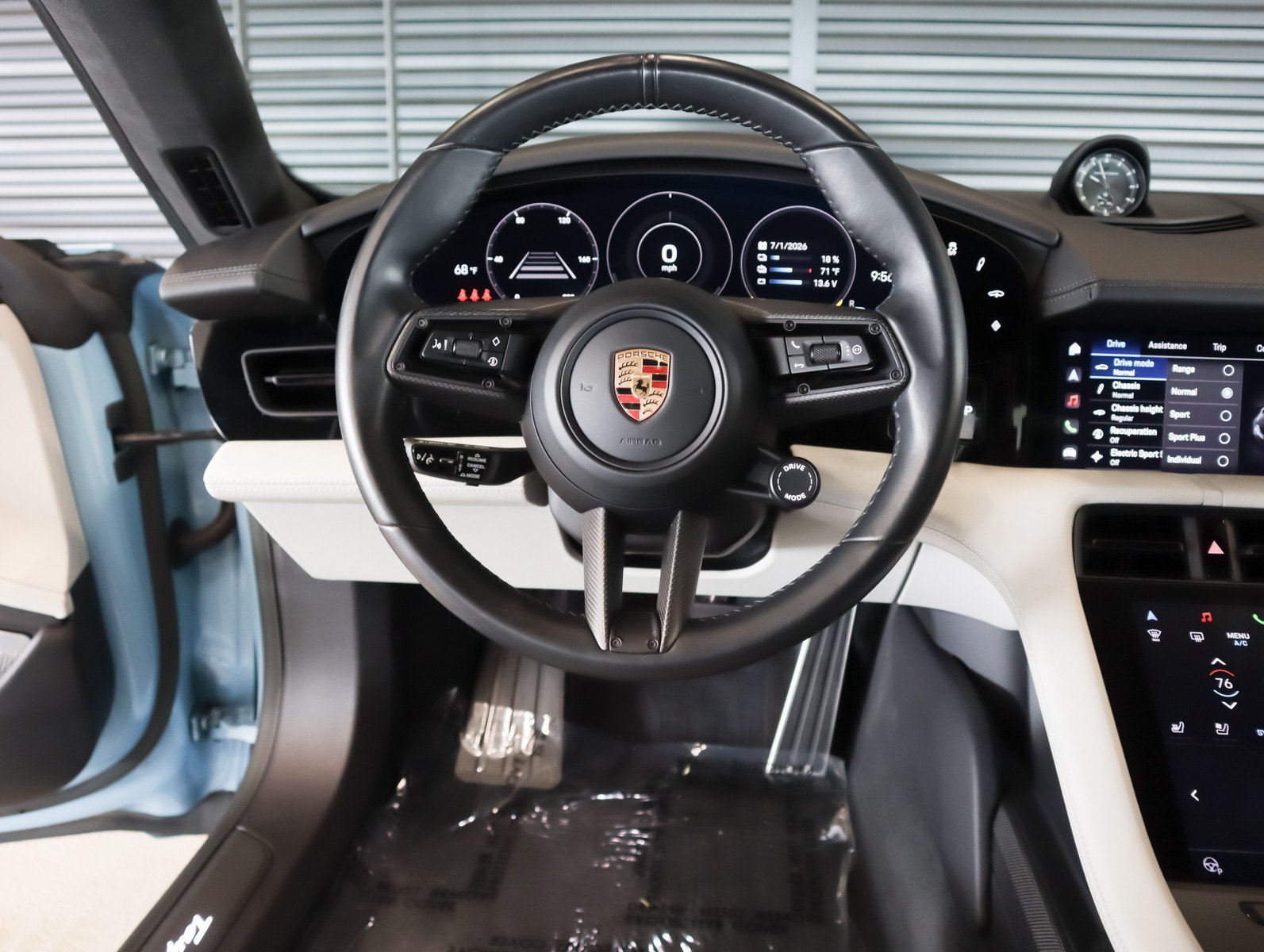 Certified 2022 Porsche Taycan Turbo AWD/4WD image 14
