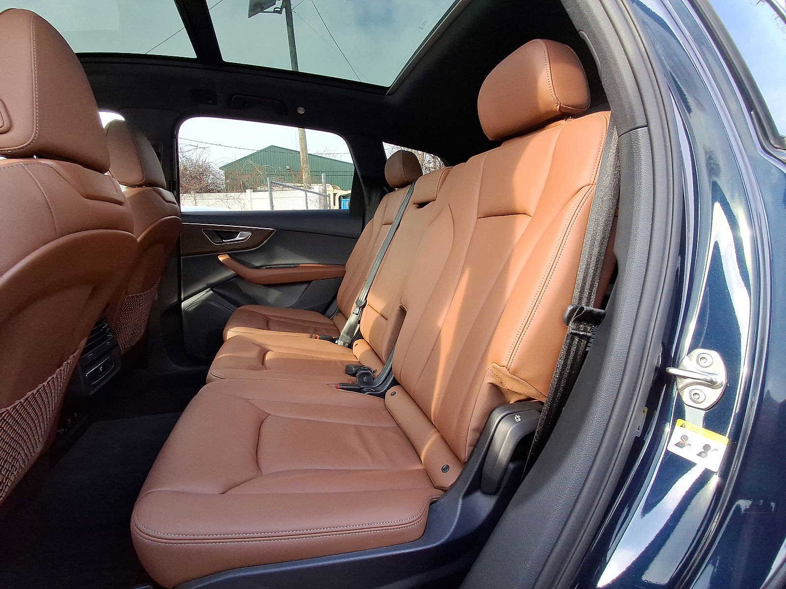 Certified 2025 Audi Q7 3.0T Premium w/ Convenience Package image 20