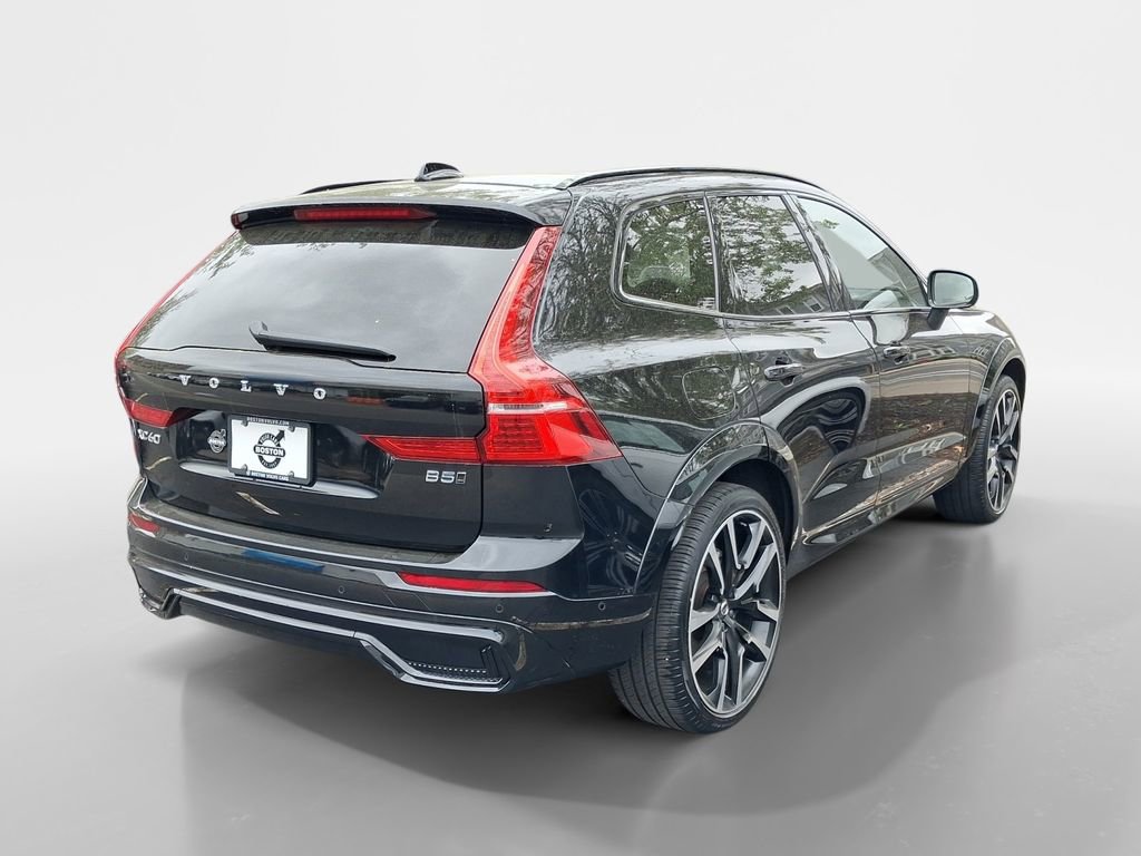 Certified 2024 Volvo XC60 B5 Ultimate w/ Climate Package AWD/4WD image 2