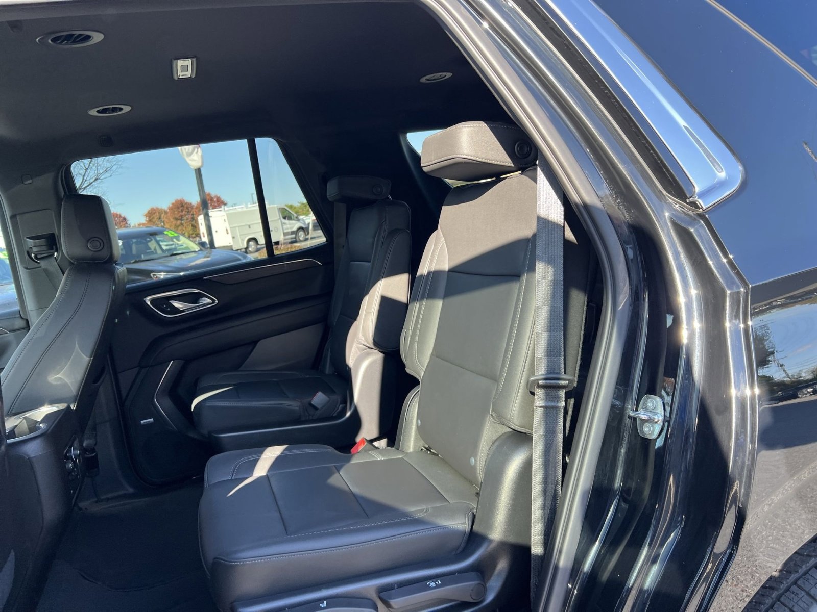 Used 2022 Chevrolet Tahoe LT w/ Luxury Package image 23