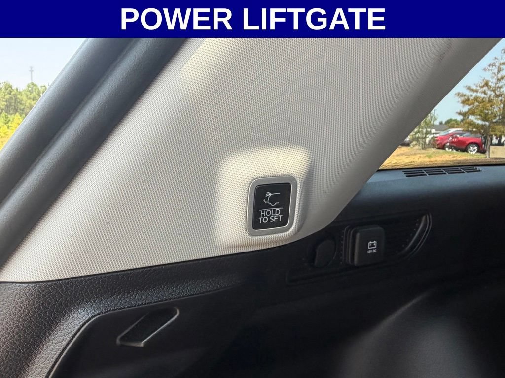 Certified 2023 Jeep Grand Cherokee Limited w/ Luxury Tech Group II AWD/4WD image 15