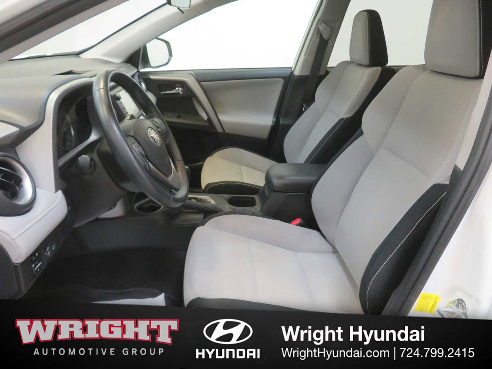 Used 2016 Toyota RAV4 XLE w/ Convenience Package image 11