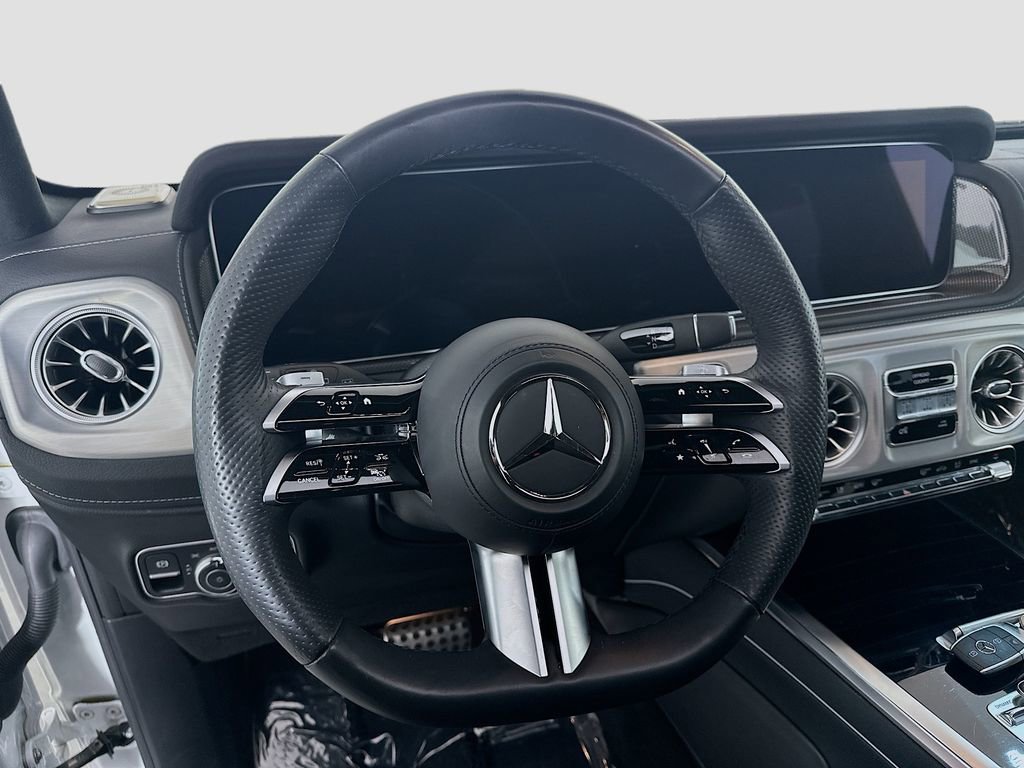 Used 2025 Mercedes-Benz G 550 image 12