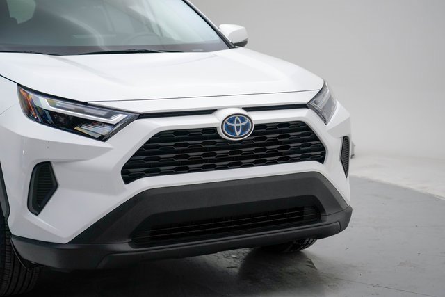 Certified 2024 Toyota RAV4 XLE image 9
