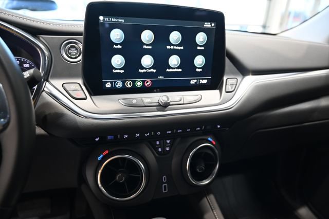 Used 2024 Chevrolet Blazer LT w/ Midnight/Sport Edition image 14