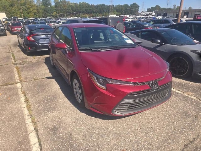 Used 2026 Toyota Corolla LE FWD image 2