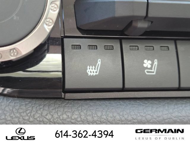 Used 2024 Toyota Sequoia Limited w/ Tow Technology Package AWD/4WD image 15