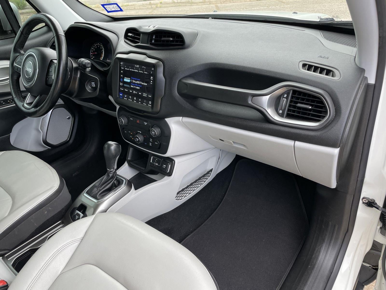 Used 2018 Jeep Renegade Limited w/ UConnect 8.4 Nav Group FWD image 45