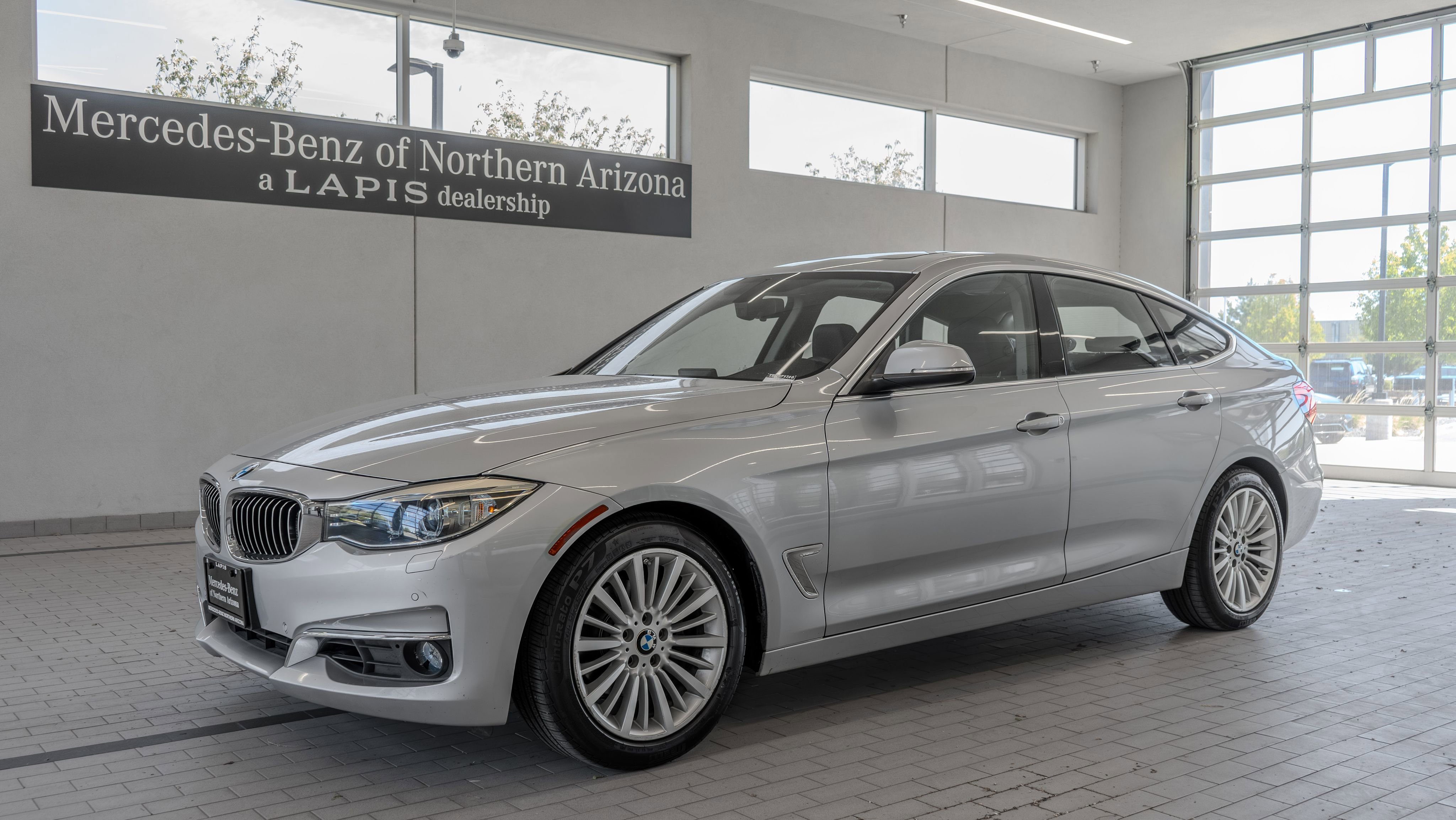 Used 2015 BMW 328i Gran Turismo xDrive AWD/4WD image 3
