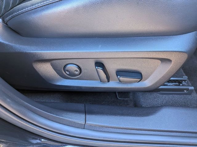 Used 2023 Mitsubishi Outlander SEL image 36