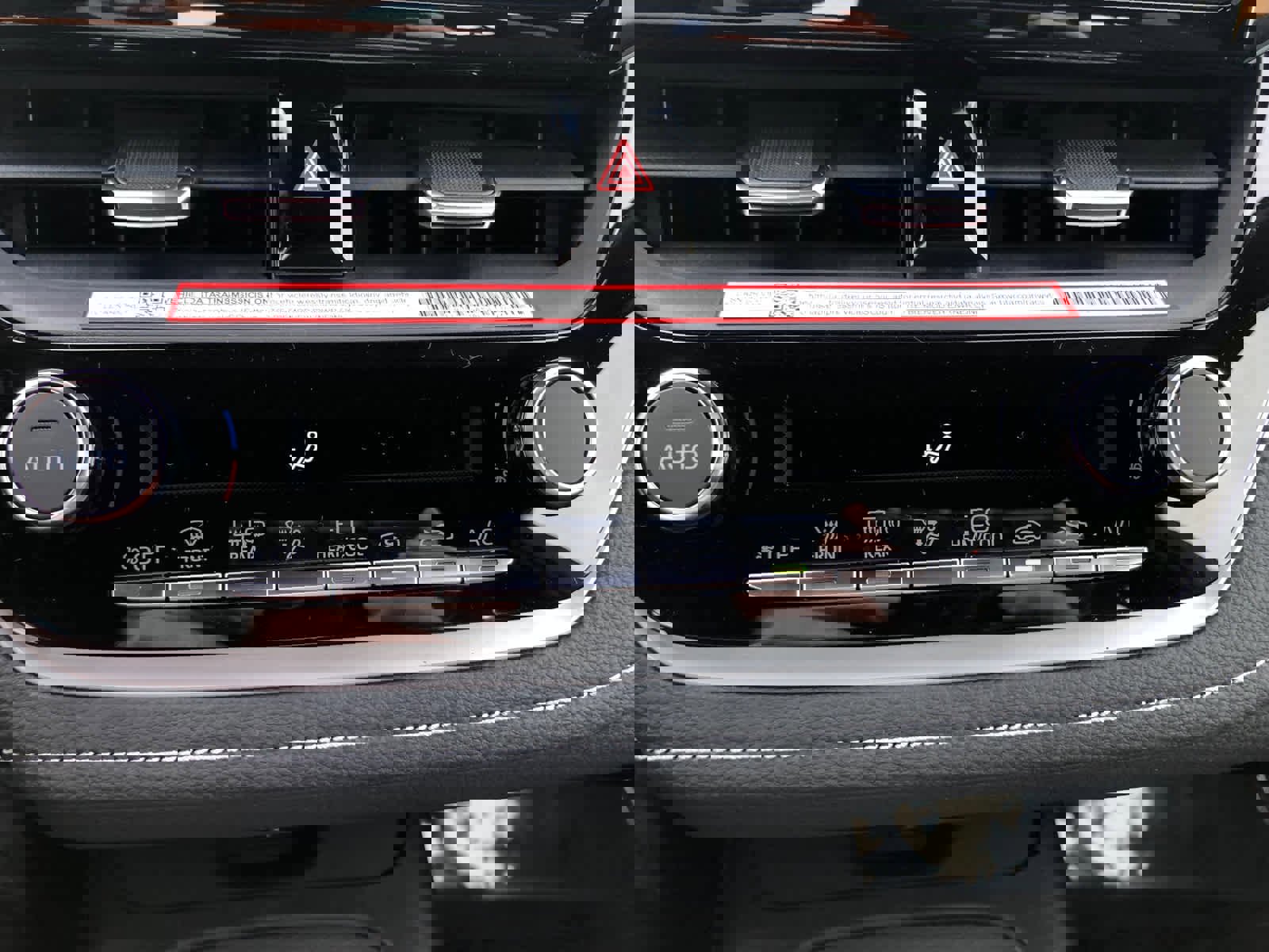 New 2026 Toyota Corolla SE image 13