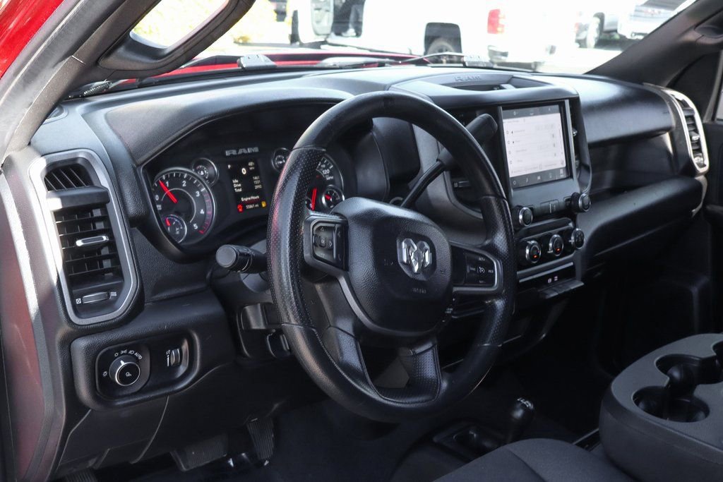 Used 2024 RAM 2500 Tradesman w/ Chrome Appearance Group image 18