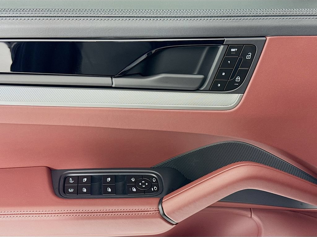 New 2026 Porsche Cayenne S AWD/4WD image 11