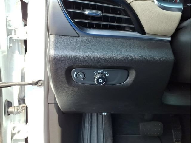 Used 2023 Chevrolet Traverse LS w/ Safety Package FWD image 17