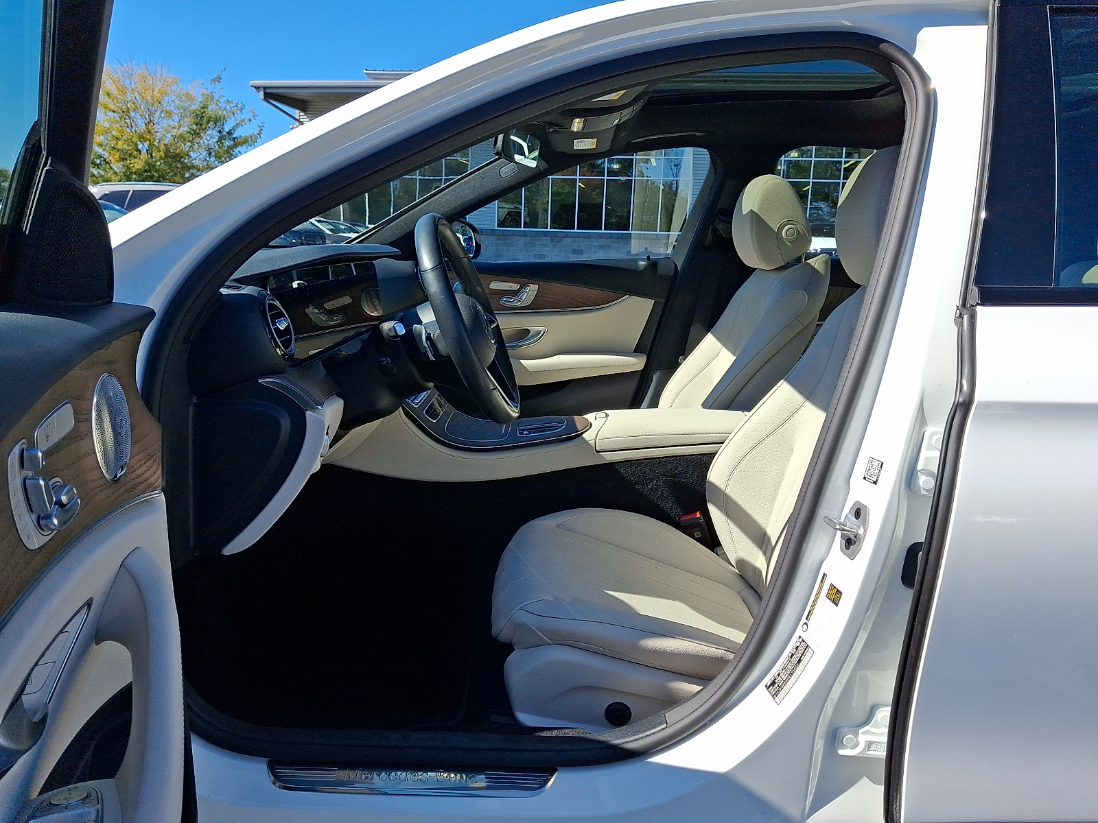 Certified 2023 Mercedes-Benz E 350 4MATIC Sedan image 14