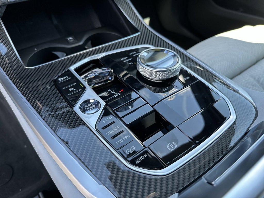 New 2026 BMW X5 M60i image 38