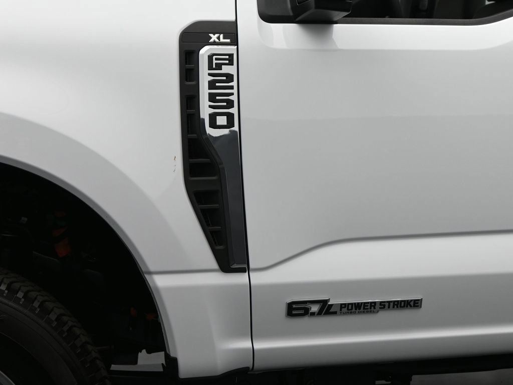 New 2026 Ford F250 XL AWD/4WD image 24