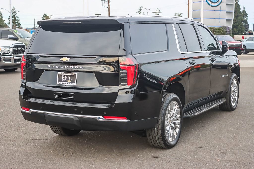 New 2026 Chevrolet Suburban LS image 4
