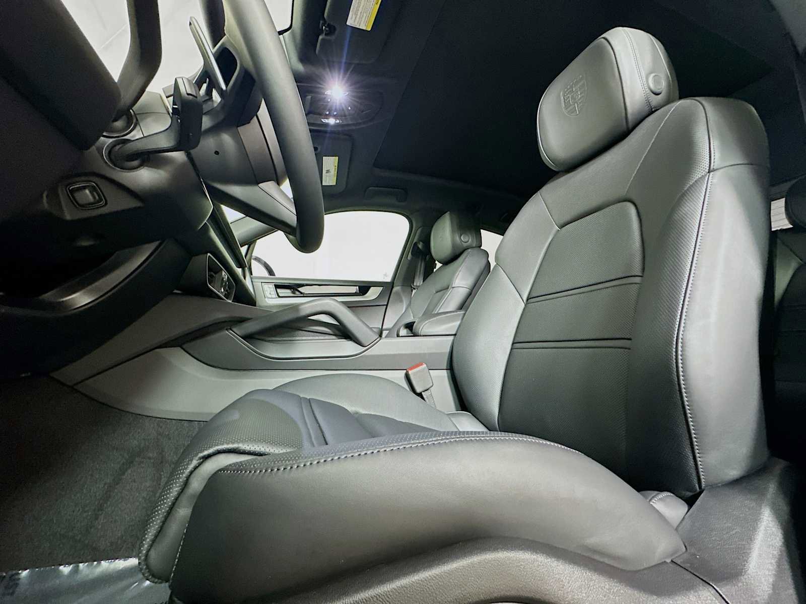 New 2026 Porsche Cayenne E-Hybrid image 5