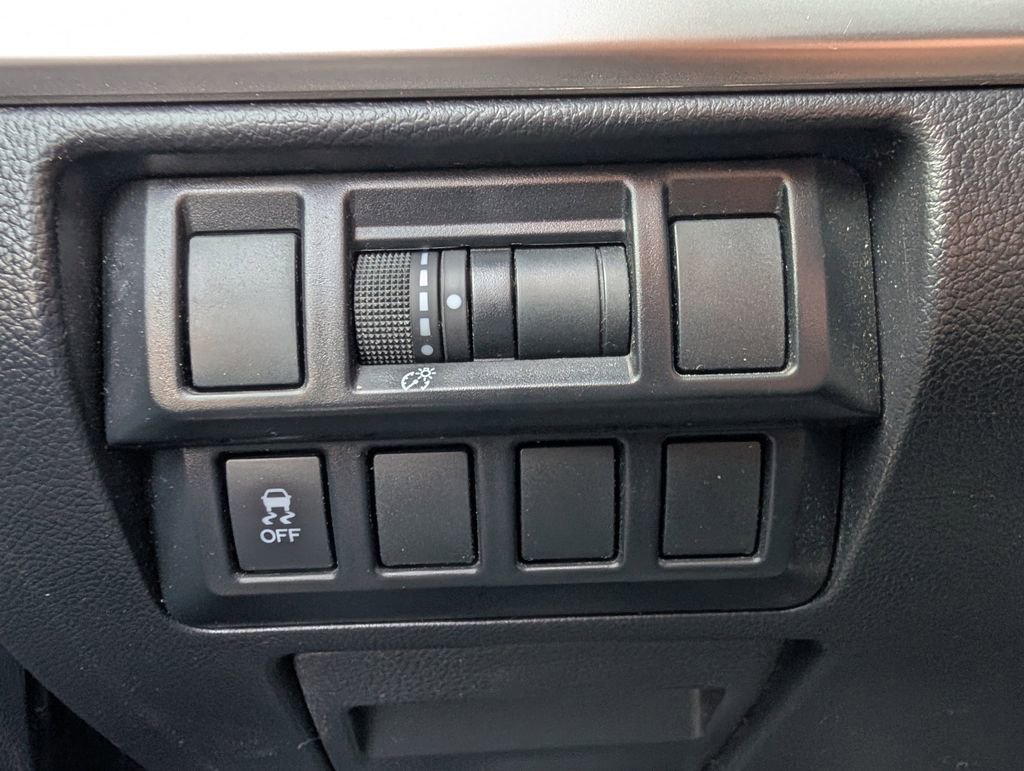 Used 2018 Subaru Outback 2.5i Premium image 26