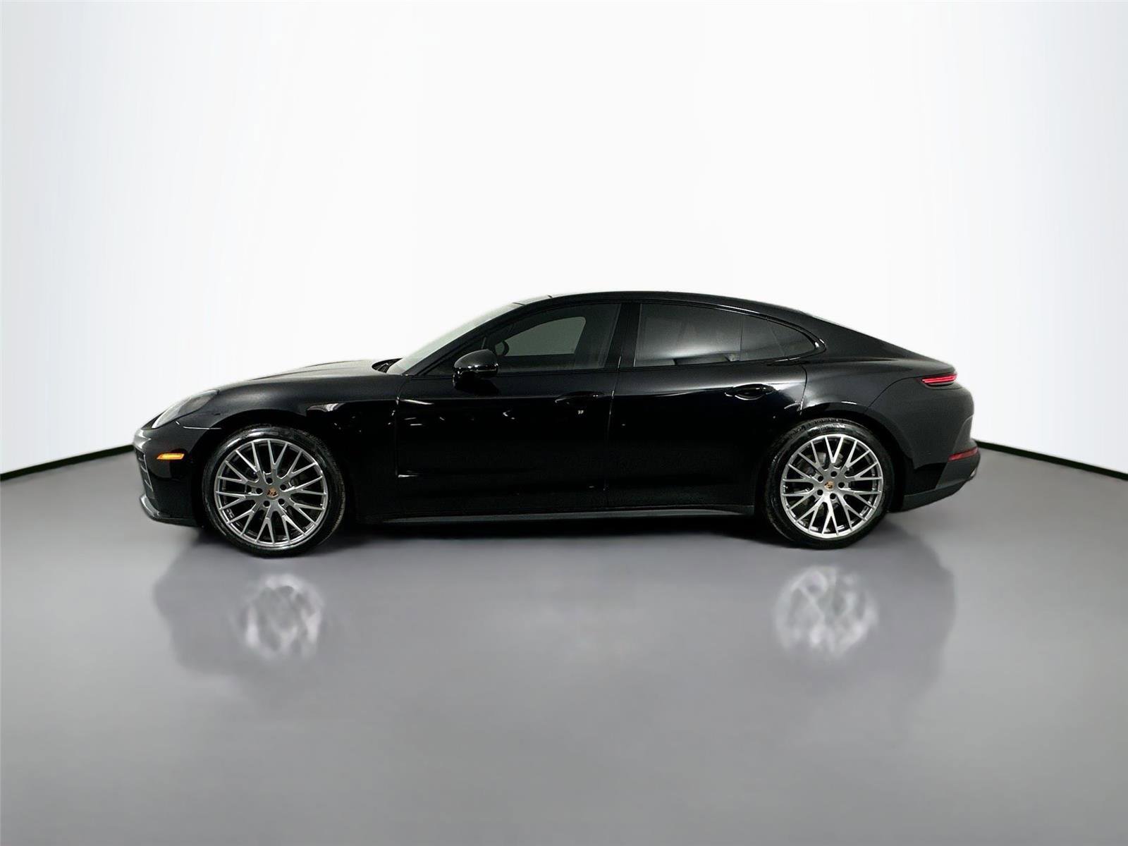 Used 2026 Porsche Panamera 4 AWD/4WD image 2