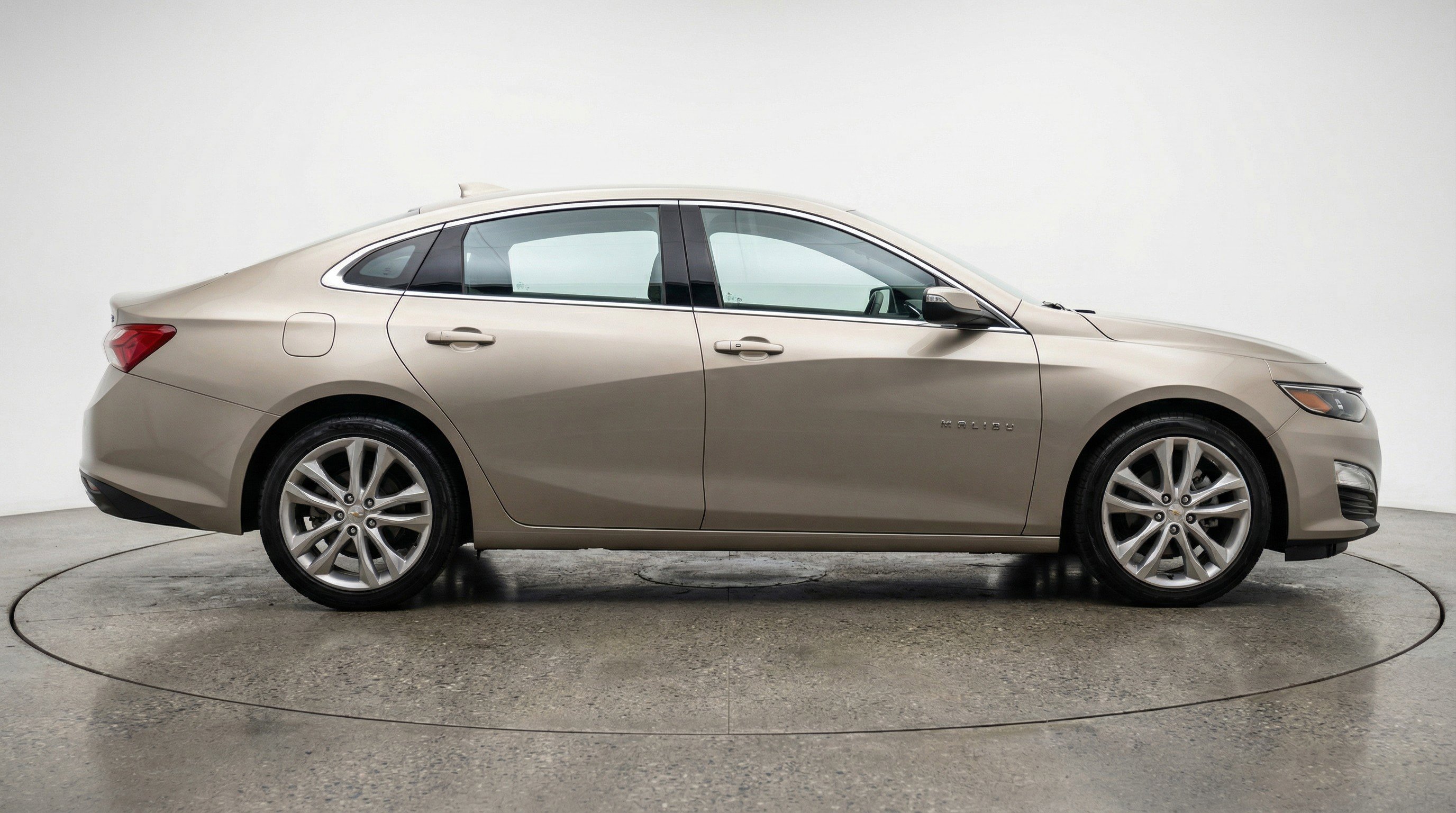 Used 2024 Chevrolet Malibu LT image 11