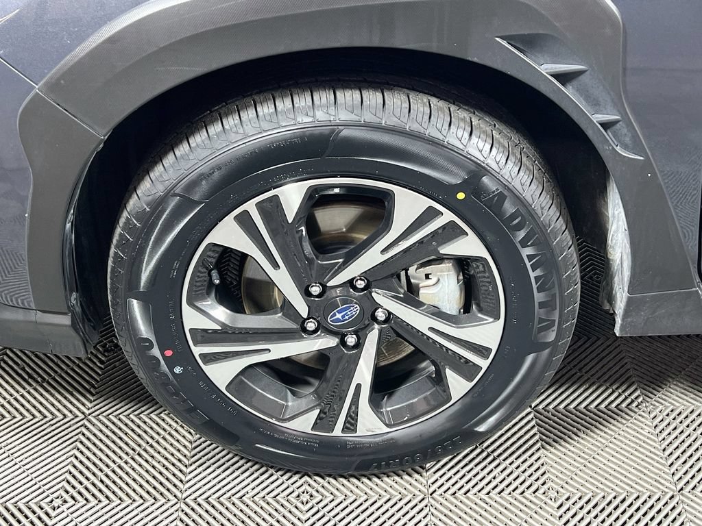 Used 2025 Subaru Crosstrek 2.5i Premium AWD/4WD image 28