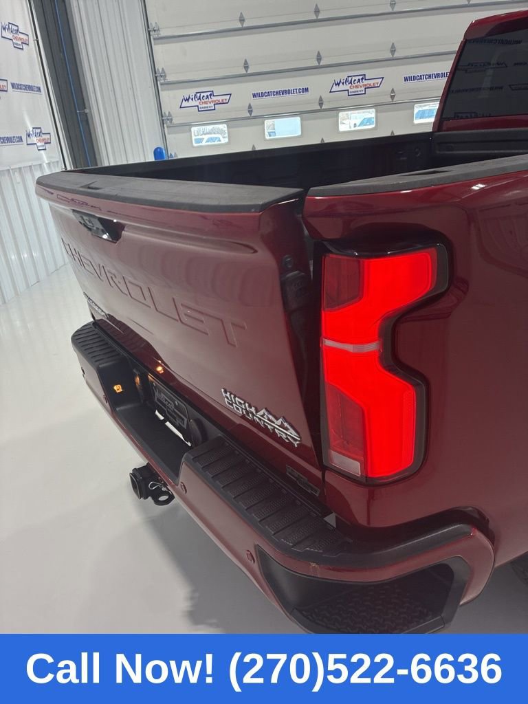 Used 2025 Chevrolet Silverado 2500 High Country image 9