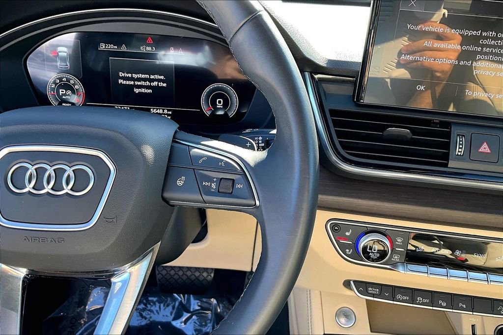 Used 2023 Audi Q5 2.0T Prestige w/ Prestige Package image 25