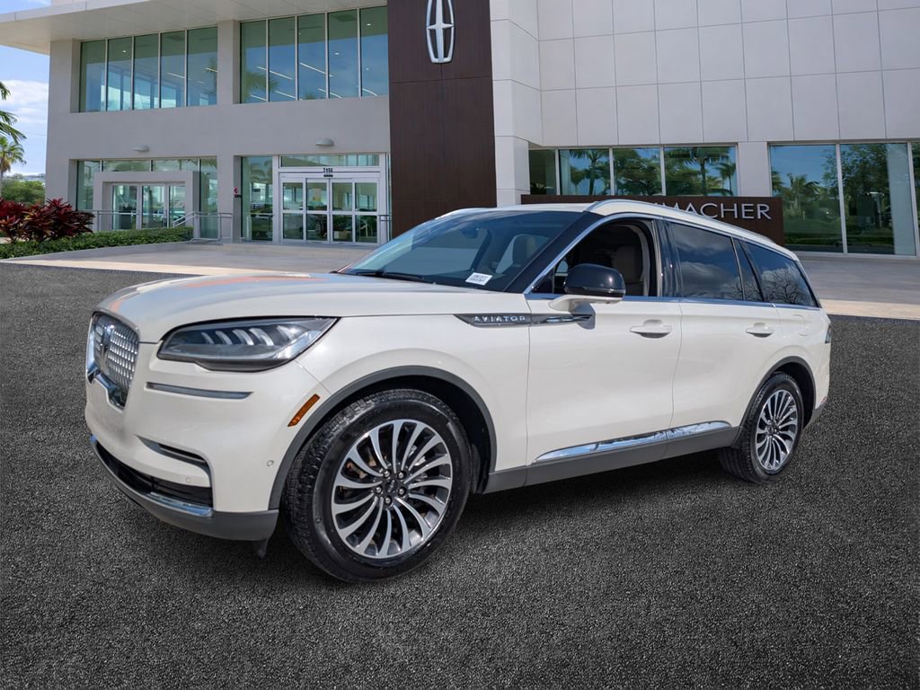 Certified 2023 Lincoln Aviator Reserve RWD image 3