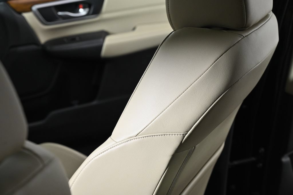 Used 2018 Honda CR-V Touring image 24