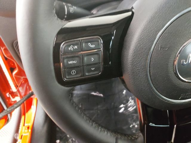 Used 2017 Jeep Wrangler Unlimited Sahara AWD/4WD image 26