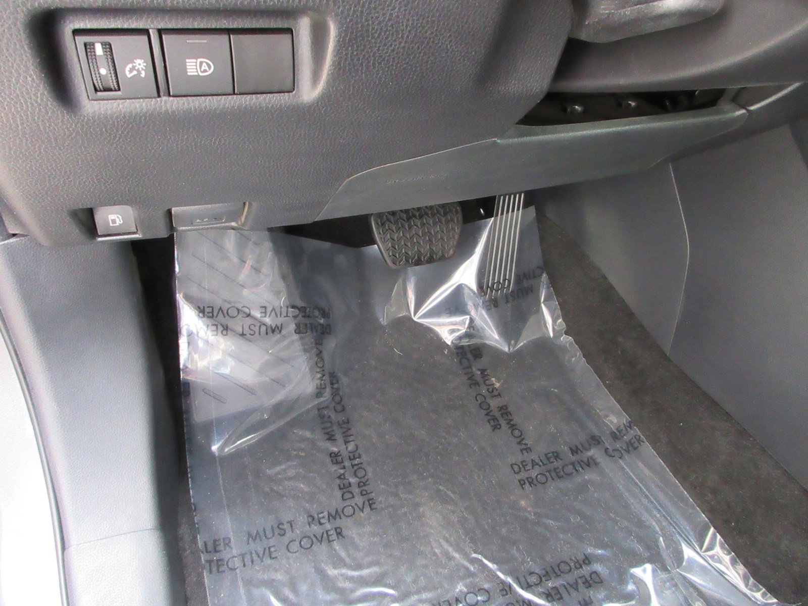 Used 2024 Toyota RAV4 XLE AWD/4WD image 28