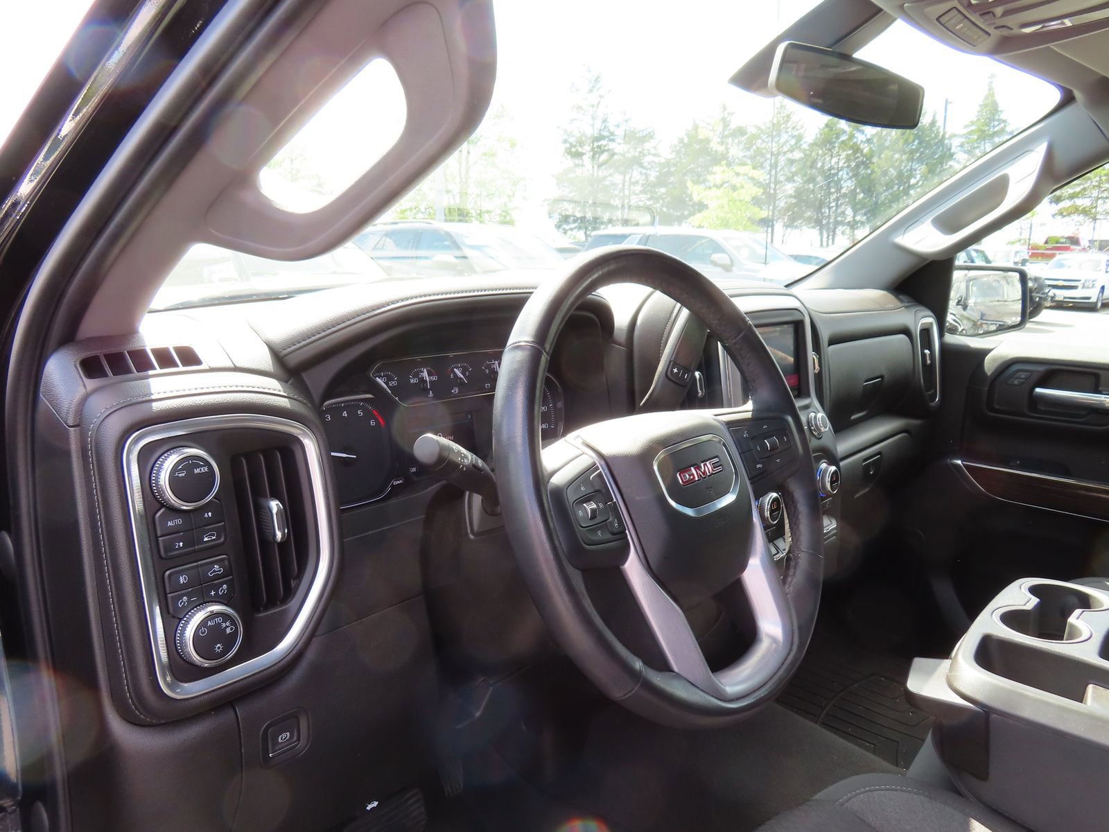 Used 2022 GMC Sierra 1500 Elevation AWD/4WD image 18