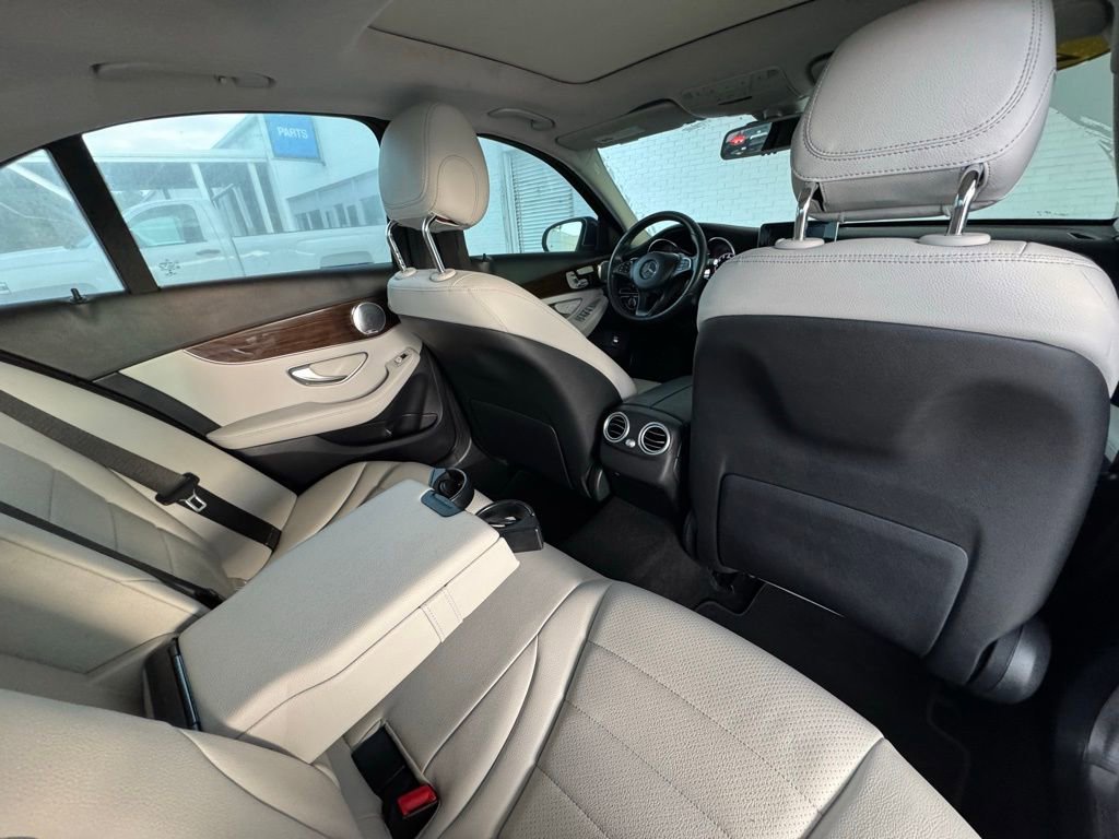 Used 2018 Mercedes-Benz C 300 Sedan image 25